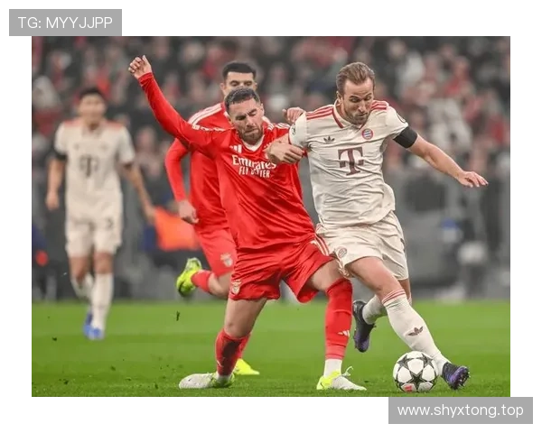 凯恩双响助拜仁逆转 法兰克福基米希失误致命 凯恩双响助拜仁逆转 法兰克福基米希失误致命